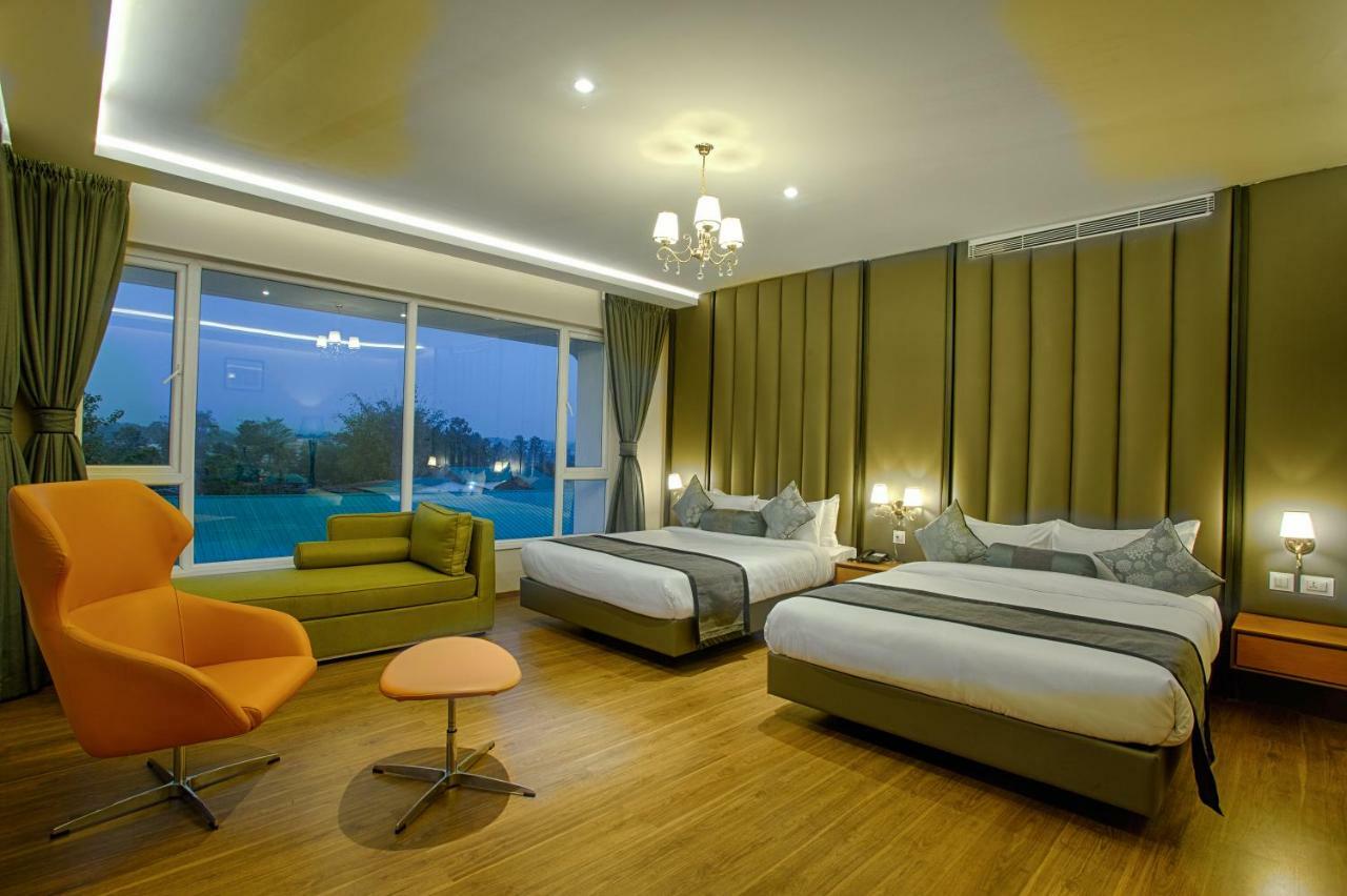 Four Vedas Hotel & Resort Siliguri Zewnętrze zdjęcie